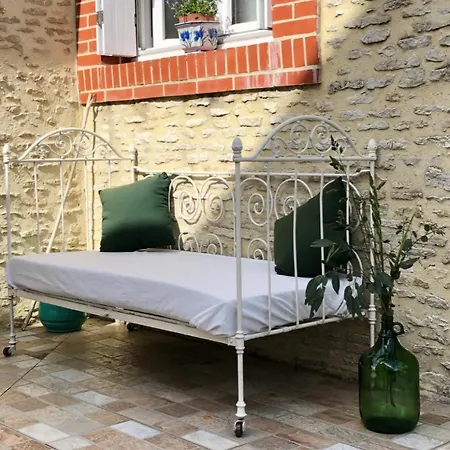 La Tour D'aure Grandcamp-Maisy
