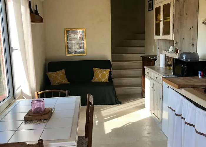 Apartment La Tour D'Aure *